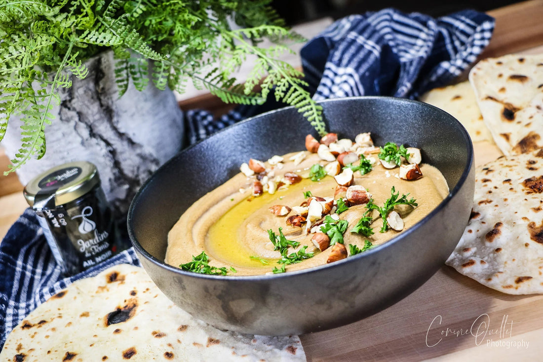 Houmous a l'ail noir