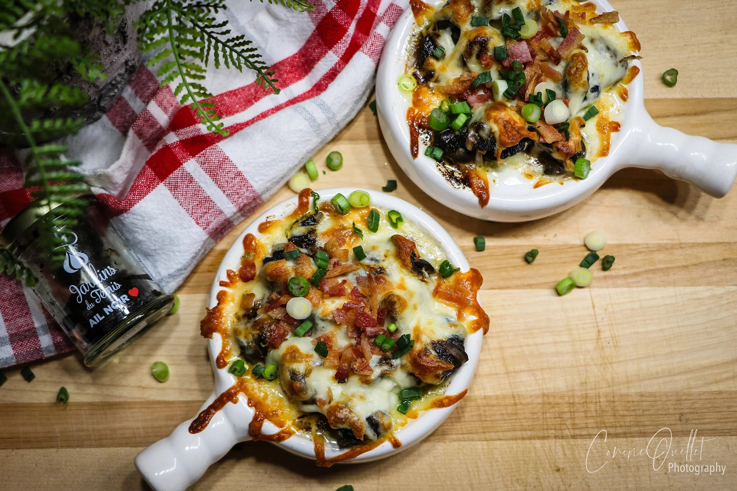 ESCARGOTS AUX CHAMPIGNONS,VIN BLANC,ÉCHALOTES ET FLEUR D'AIL MARINÉE ( RECETTE ET PHOTO DE CORINE OU